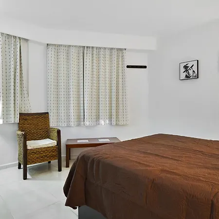 Aldea Del Mar *