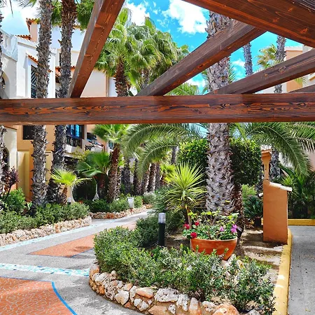 Aldea Del Mar *